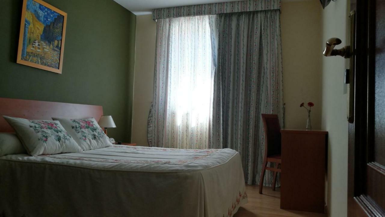 Hotel Montero Mondoñedo Εξωτερικό φωτογραφία